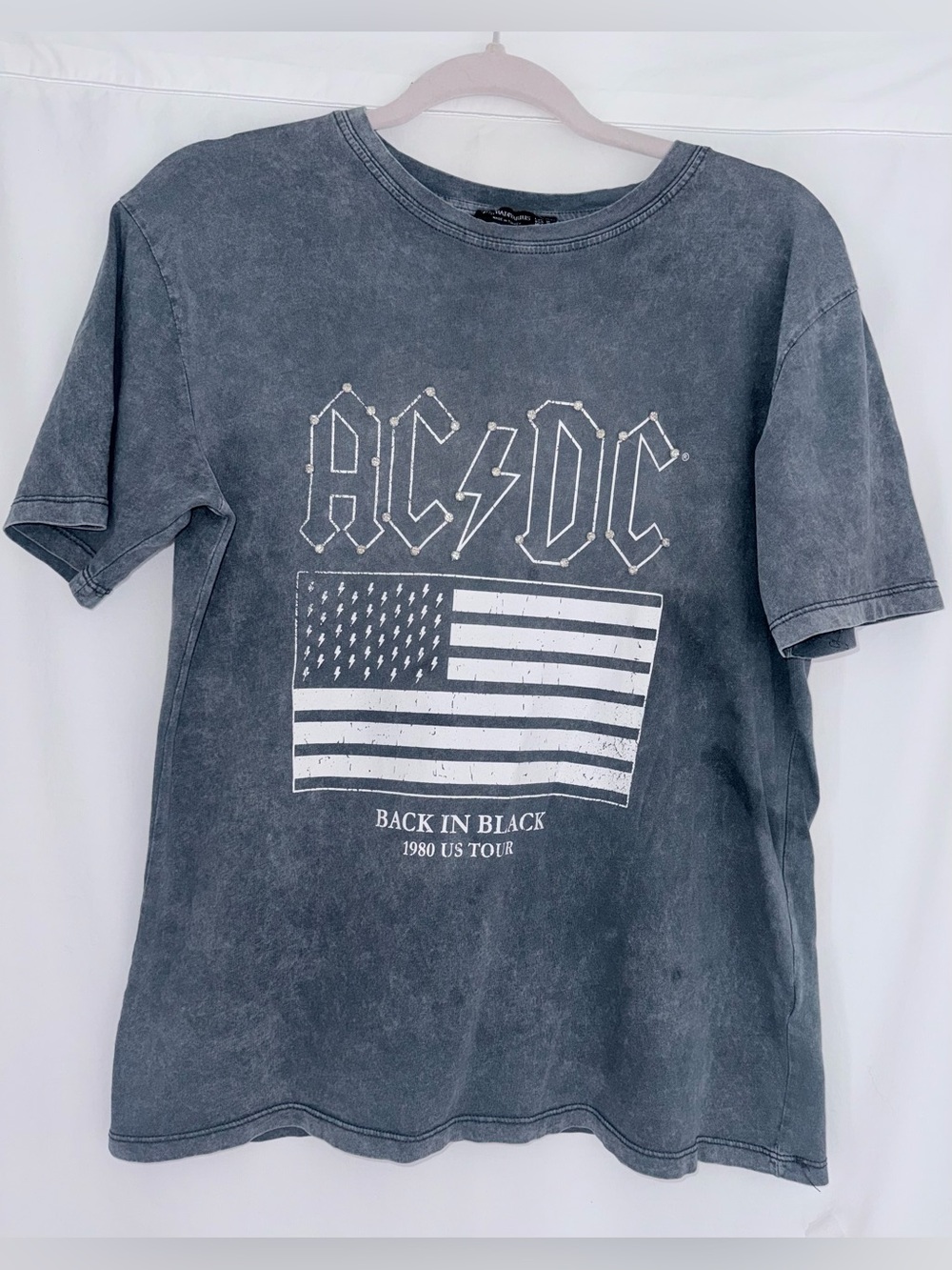 AC/DC “Back in Black” Tour Tee – Size M – Vintage Rock Essential
